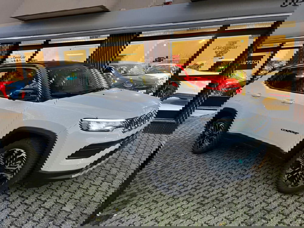 Jeep Compass nuova a Milano (3)