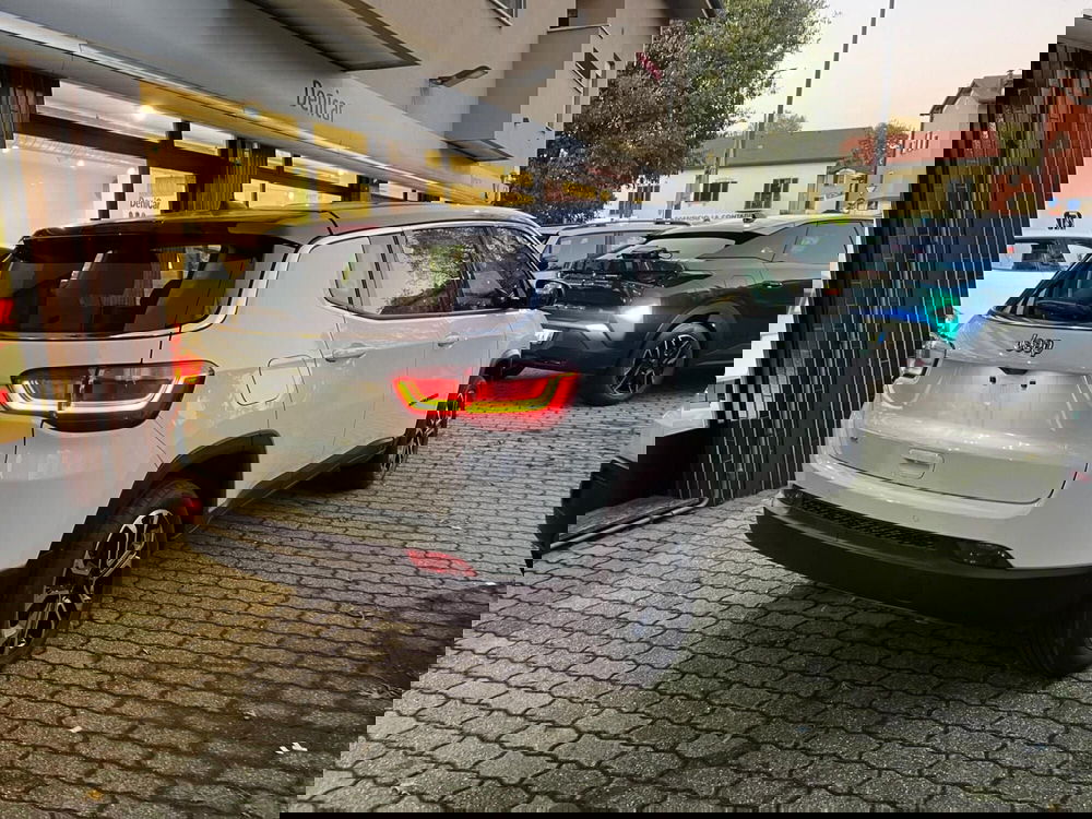 Jeep Compass nuova a Milano (6)