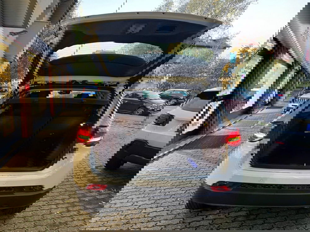 Jeep Compass nuova a Milano (8)