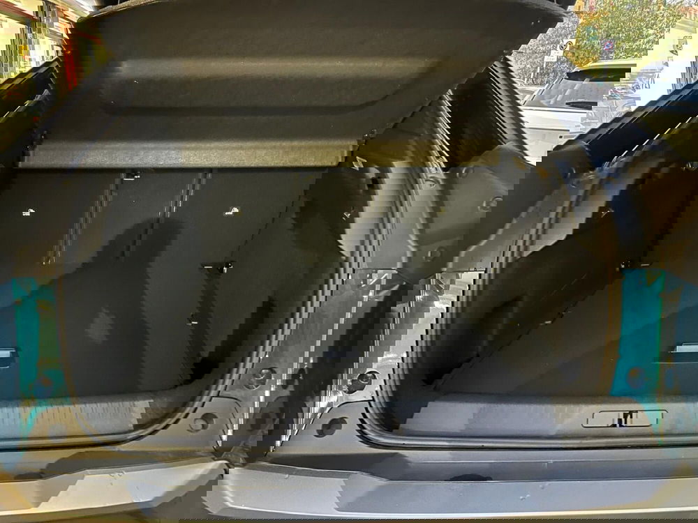 Peugeot 3008 nuova a Milano (10)