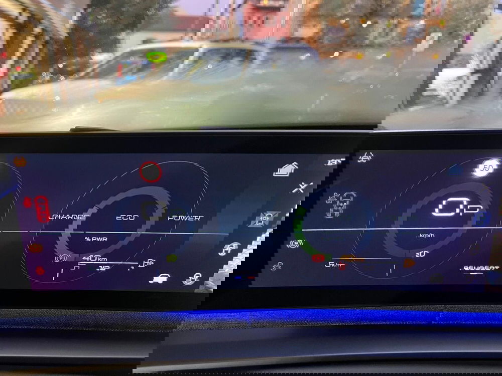 Peugeot 3008 nuova a Milano (18)