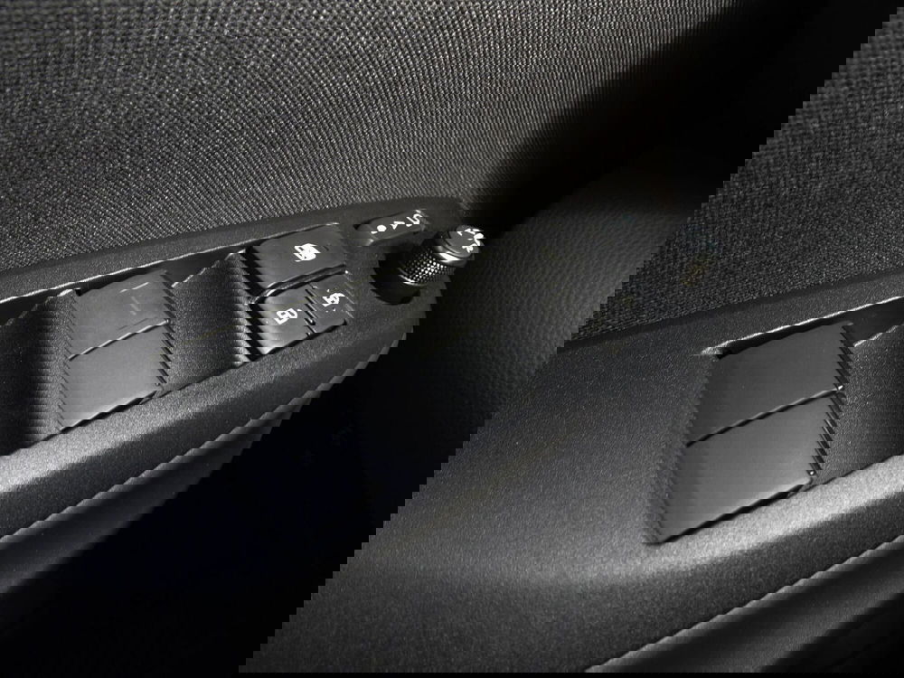 Toyota Yaris nuova a Treviso (16)