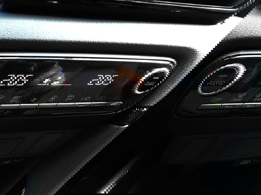 Toyota Yaris nuova a Treviso (17)