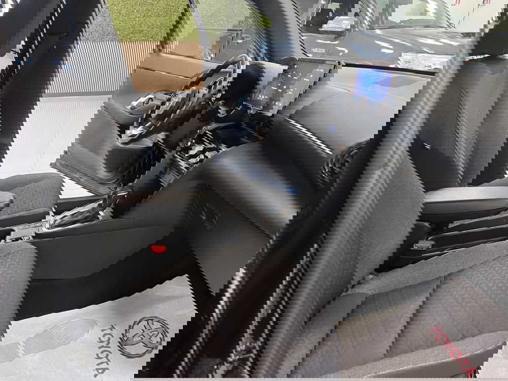 Toyota Yaris Cross usata a Prato (8)