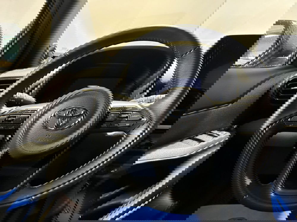 Toyota Yaris Cross usata a Milano (10)