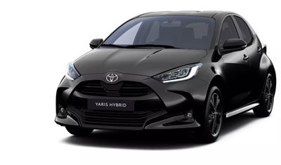 Toyota Yaris 1.5 Hybrid 5 porte Trend nuova a Milano