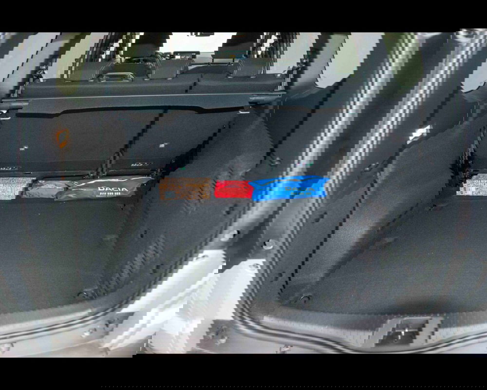 Dacia Jogger usata a Venezia (15)