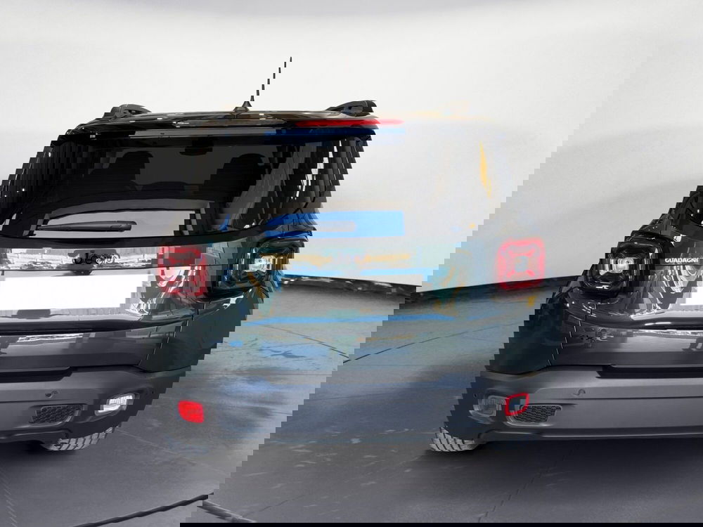 Jeep Renegade nuova a Agrigento (4)