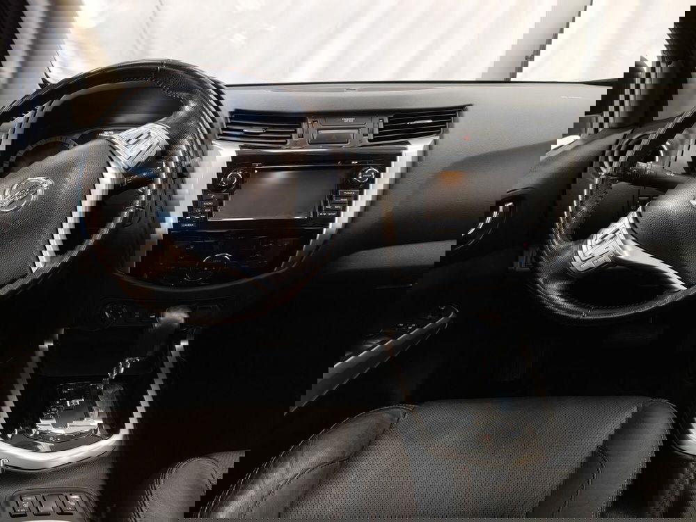 Nissan Navara usata a Roma (9)