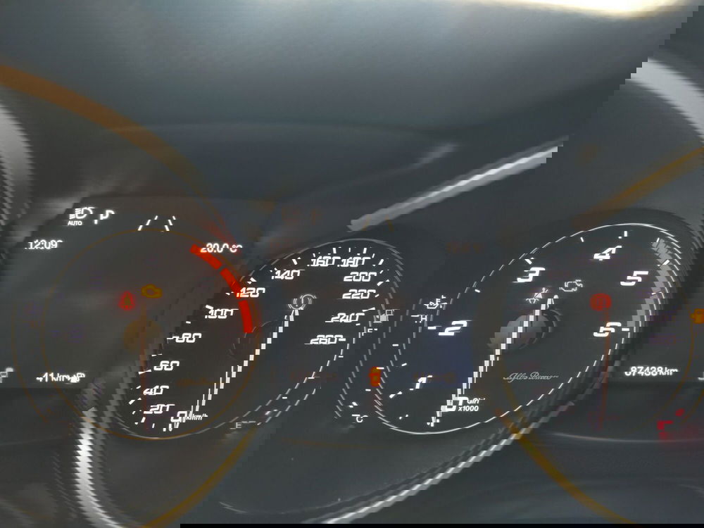 Alfa Romeo Stelvio usata a Reggio Emilia (14)