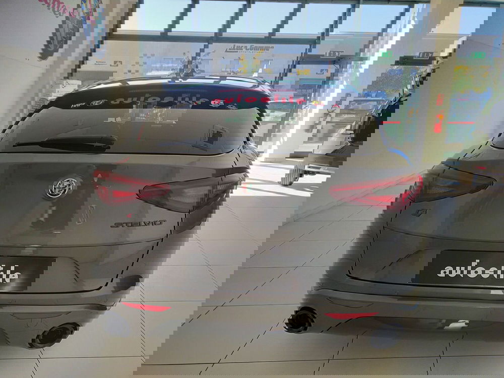 Alfa Romeo Stelvio usata a Reggio Emilia (5)