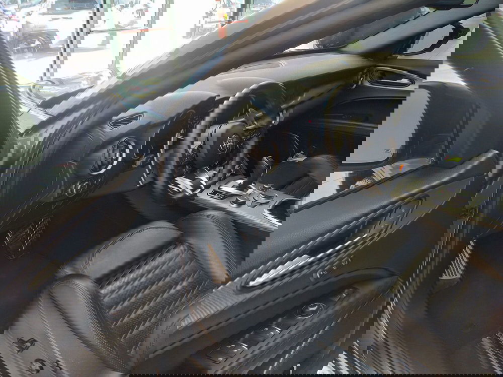 Alfa Romeo Stelvio usata a Reggio Emilia (9)