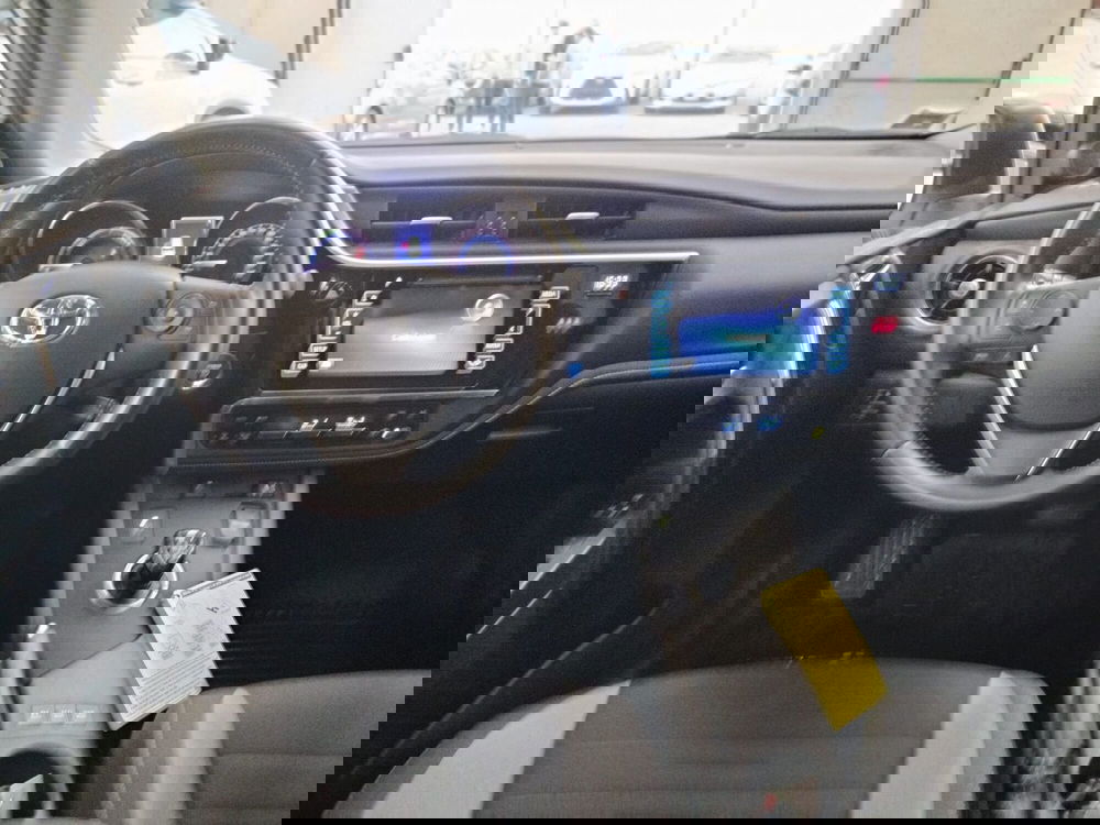 Toyota Auris usata a Modena (10)