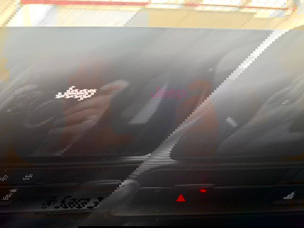 Jeep Avenger nuova a Benevento (13)