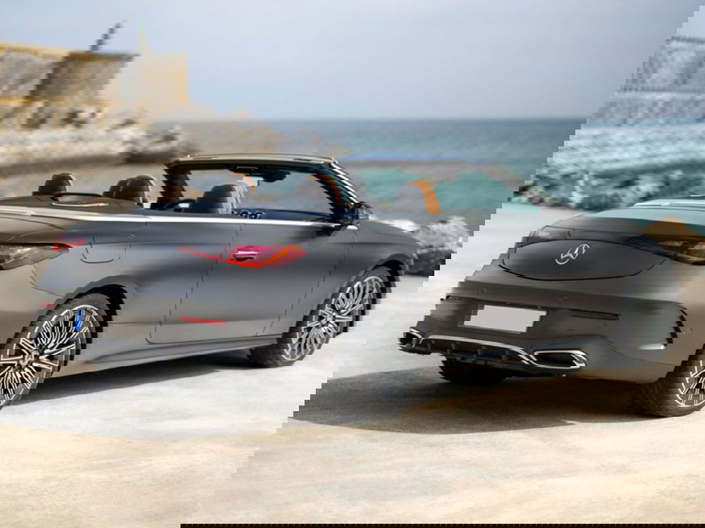 Mercedes-Benz CLE Cabrio nuova a Pisa (3)