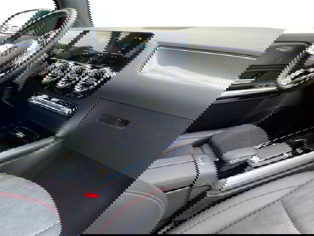 Mercedes-Benz GLA SUV usata a Lecce (15)