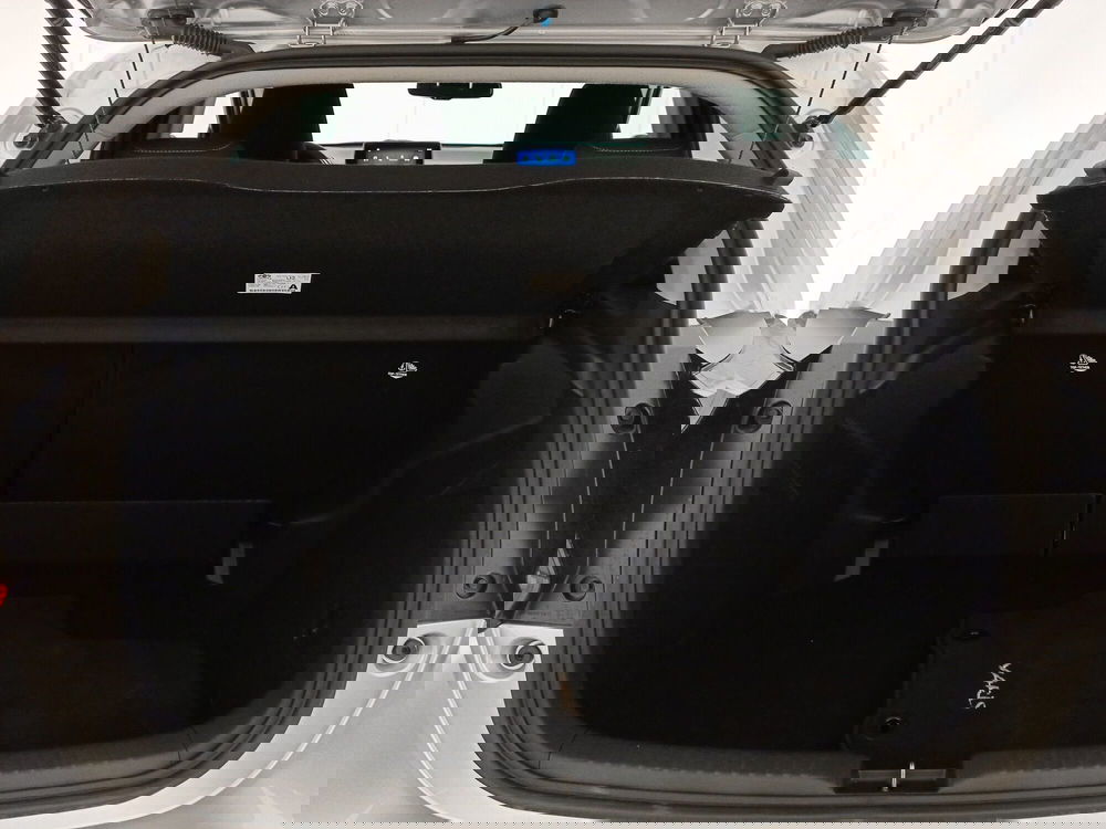 Toyota Yaris usata a Bari (13)