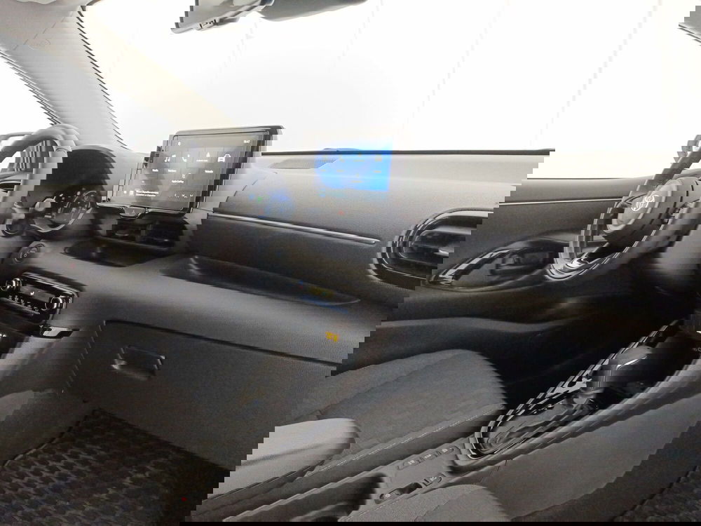 Toyota Yaris usata a Bari (7)