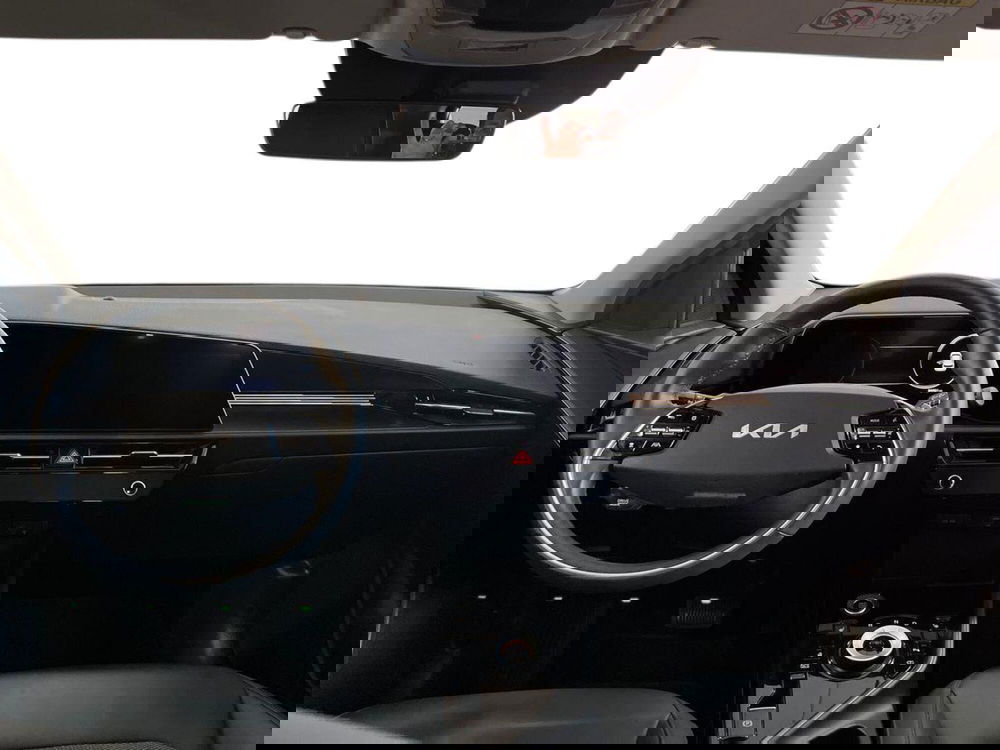 Kia Niro usata a Bari (16)