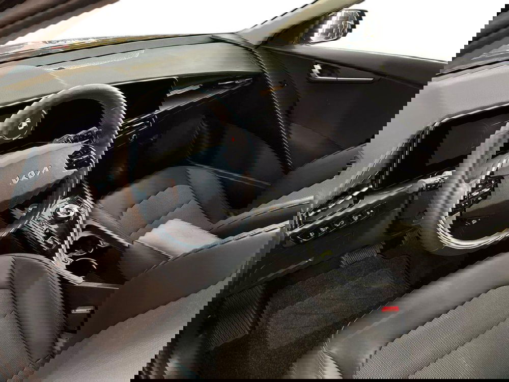 Kia Niro usata a Bari (20)