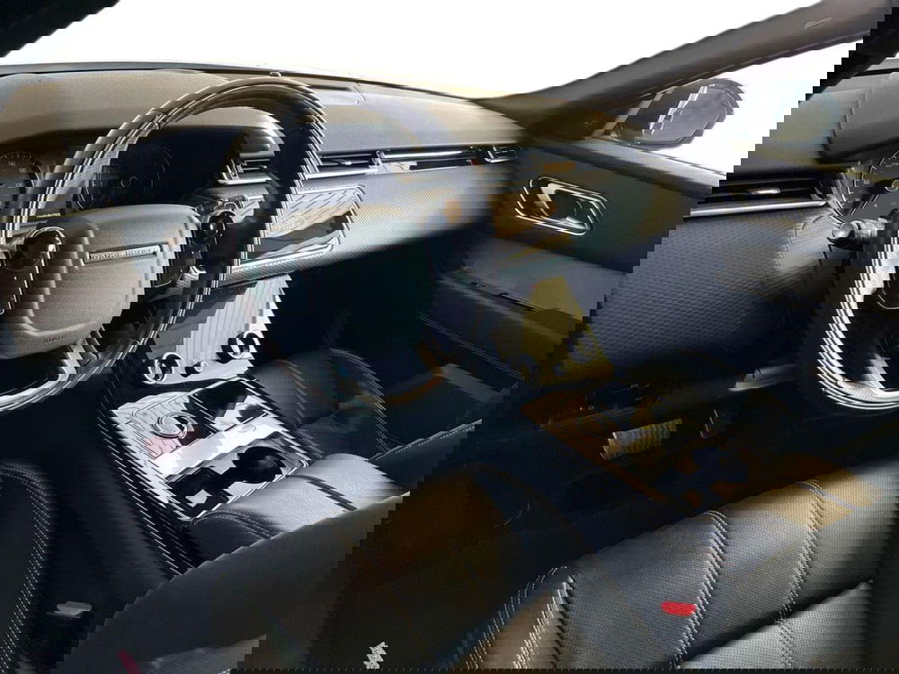 Land Rover Range Rover Velar usata a Bari (10)