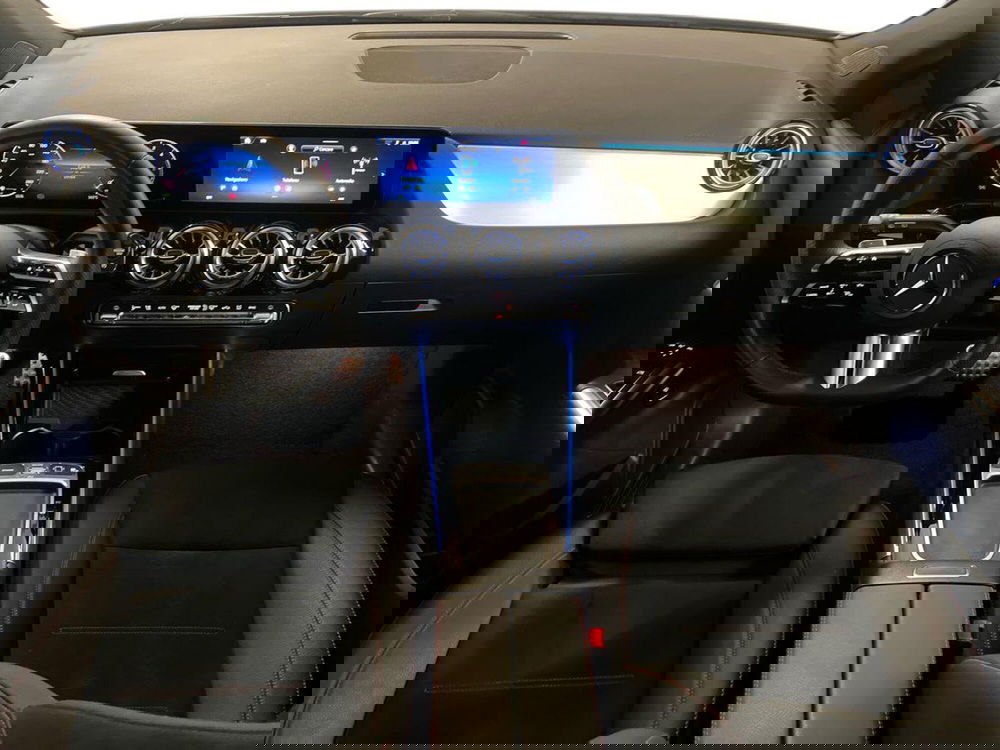 Mercedes-Benz GLA SUV usata a Milano (9)