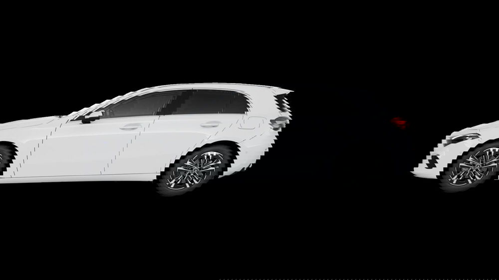 Mercedes-Benz Classe A nuova a Milano (2)