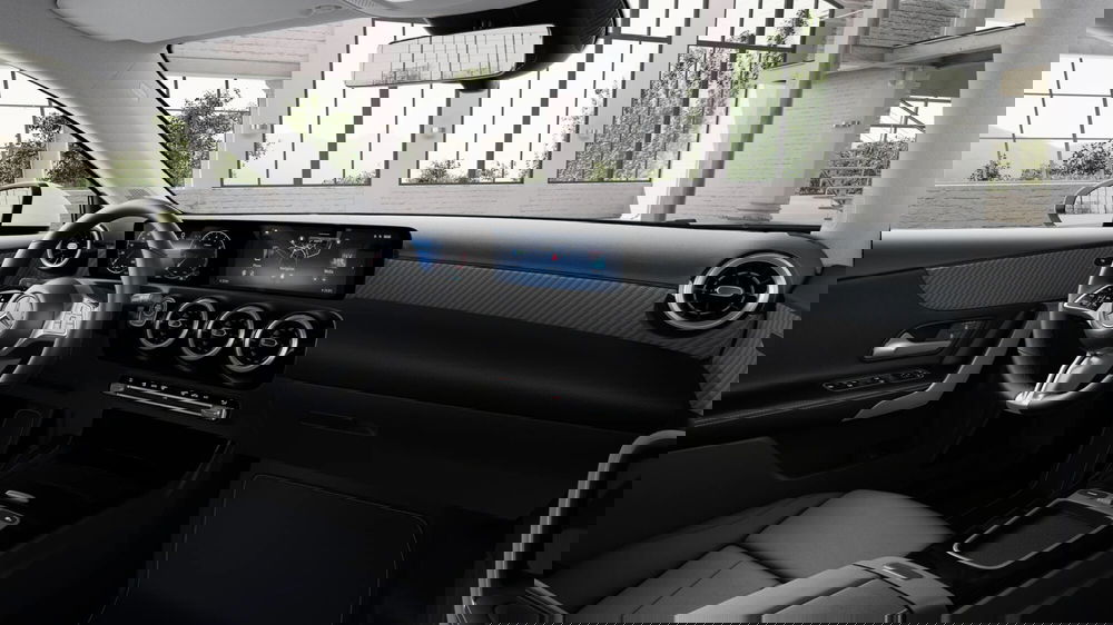 Mercedes-Benz Classe A nuova a Milano (5)