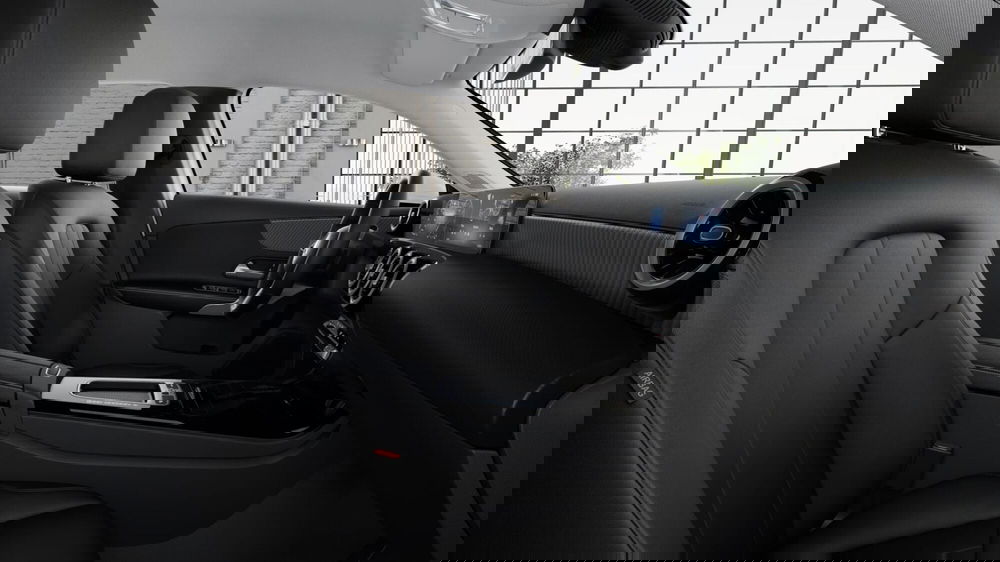 Mercedes-Benz Classe A nuova a Milano (7)