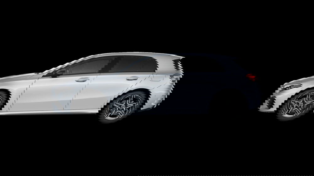 Mercedes-Benz Classe A nuova a Milano (2)