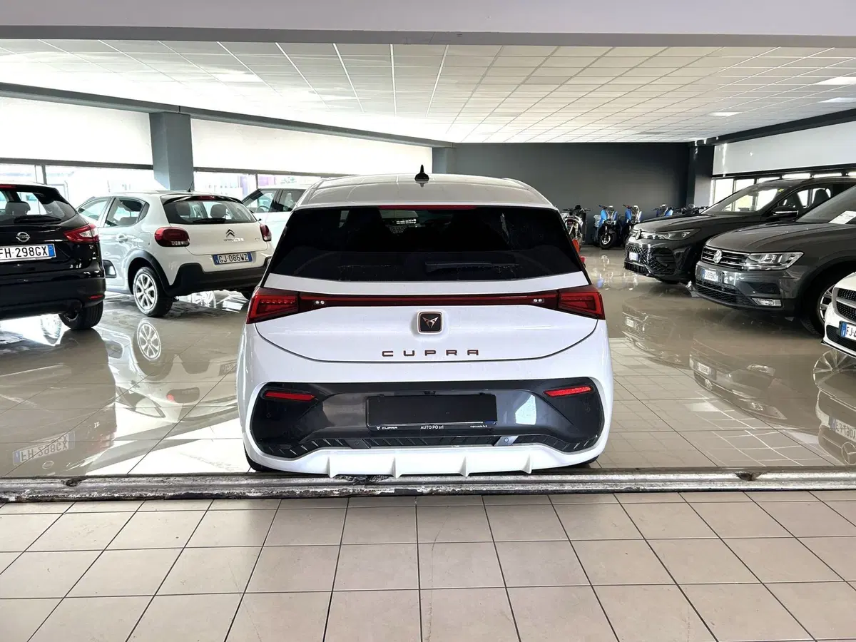 Cupra Born usata a Ferrara (5)