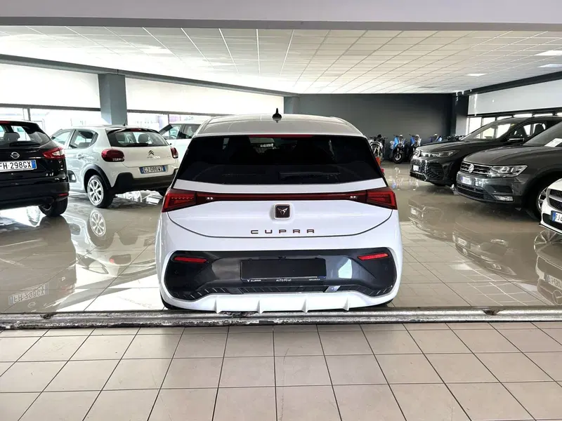 Cupra Born usata a Ferrara (5)