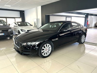 Jaguar XE 2.0 D Turbo 180CV aut. Prestige del 2016 usata a Ferrara