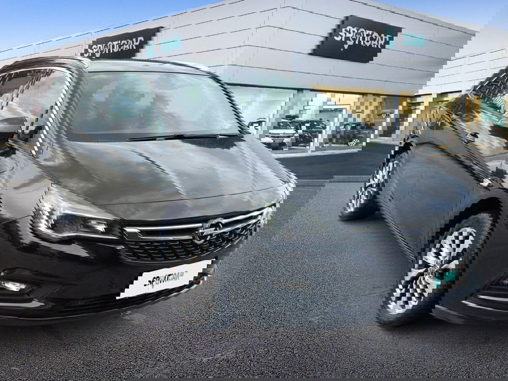 Opel Astra Station Wagon usata a Teramo