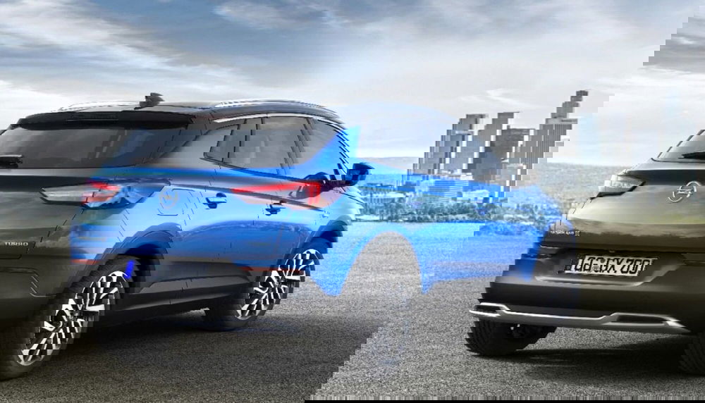 Opel Grandland X usata a Teramo (4)