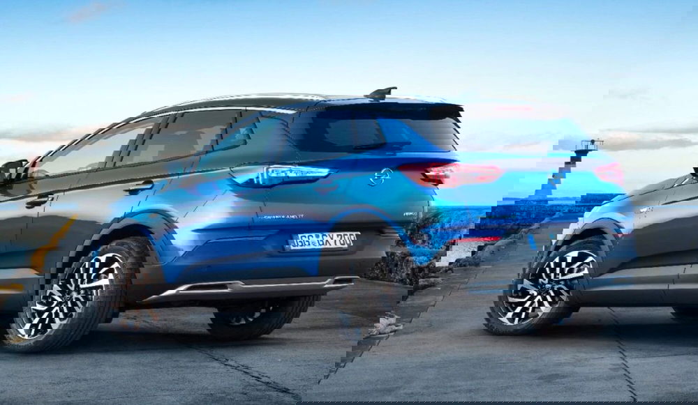 Opel Grandland X usata a Teramo (3)