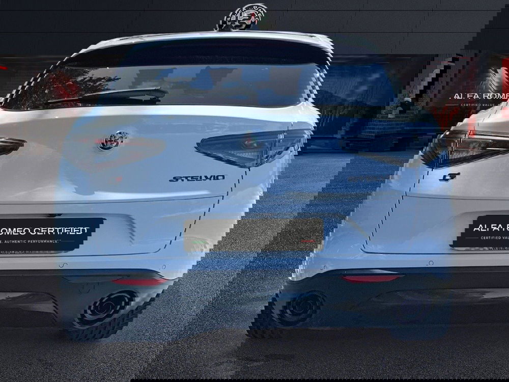 Alfa Romeo Stelvio usata a Teramo (4)