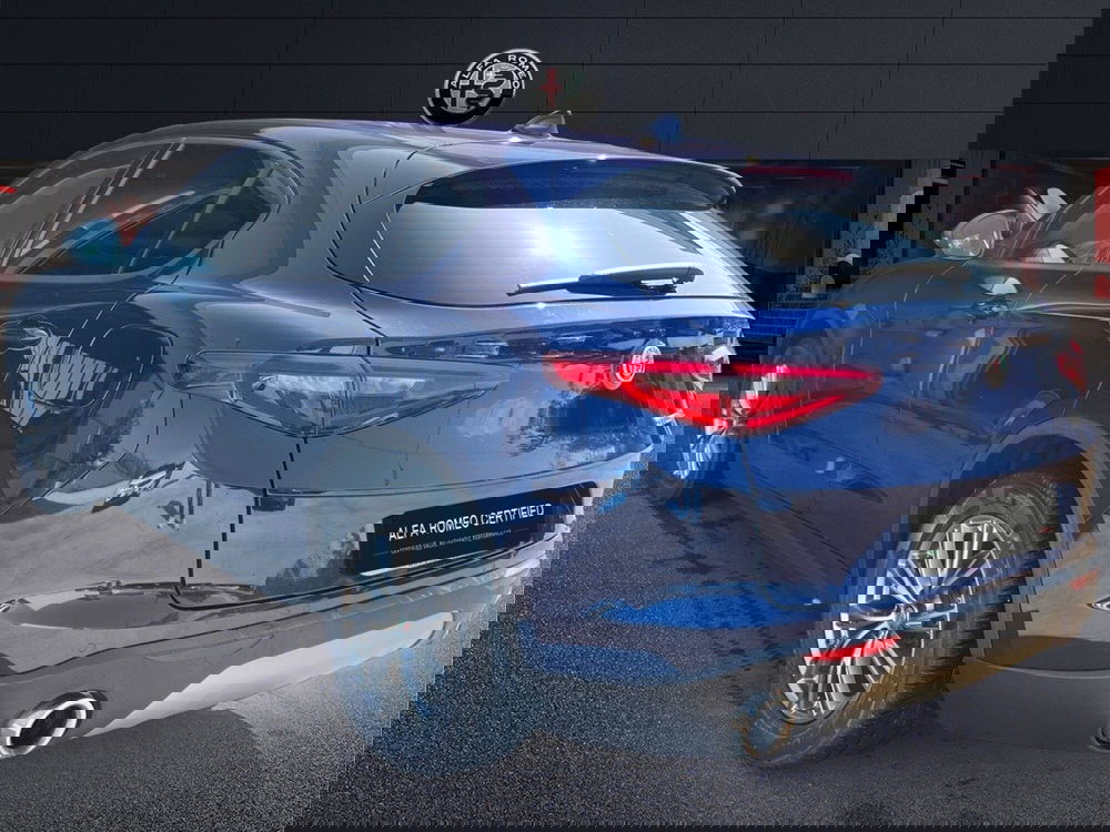 Alfa Romeo Stelvio usata a Teramo (5)