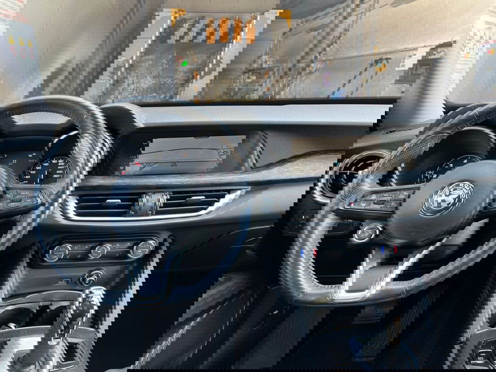 Alfa Romeo Stelvio usata a Teramo (9)