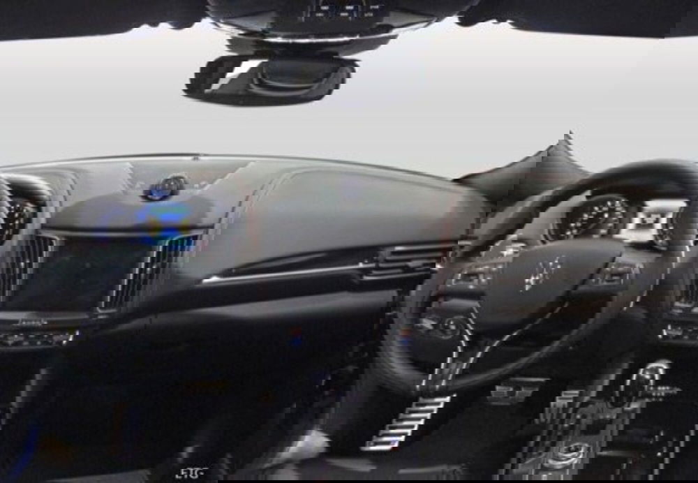 Maserati Levante usata a Teramo (11)