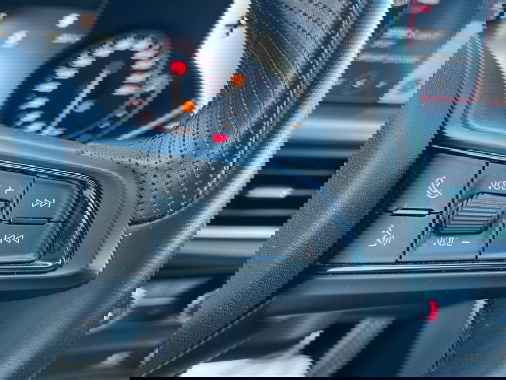 Alfa Romeo Stelvio usata a Pescara (18)