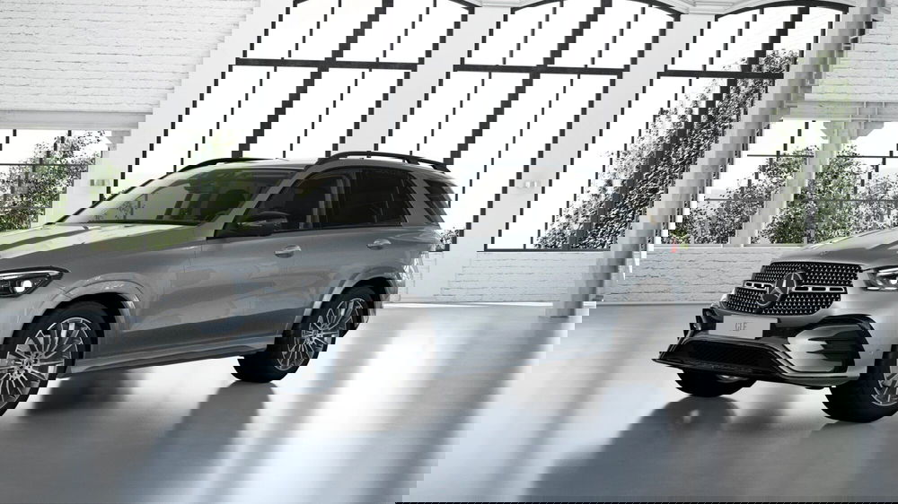 Mercedes-Benz GLE SUV nuova a Chieti (2)