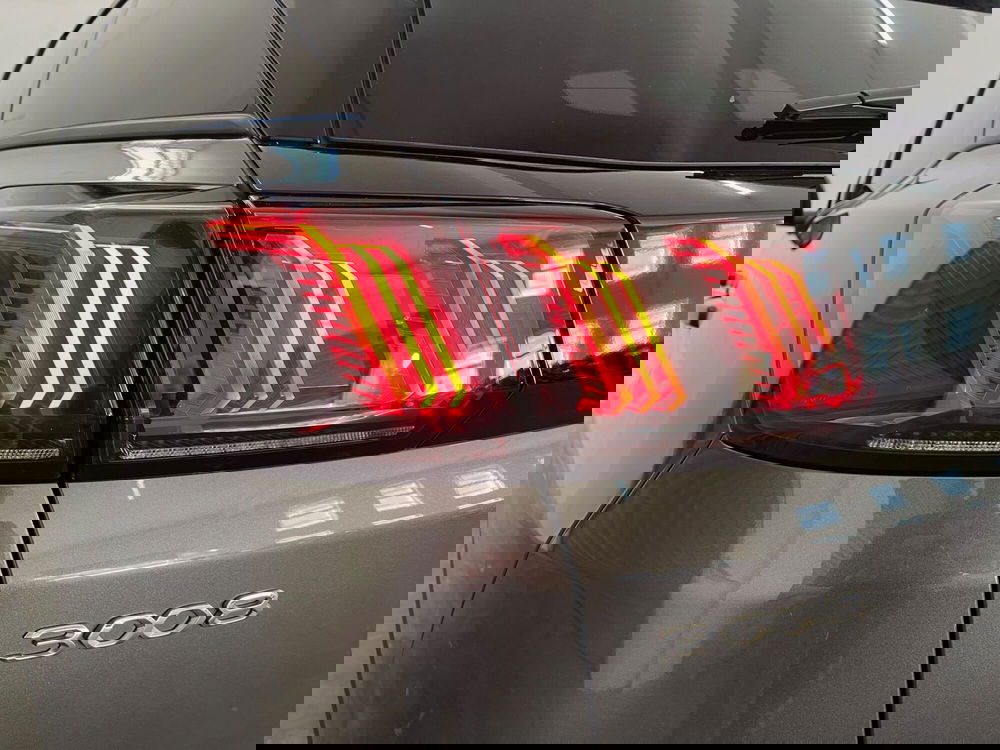 Peugeot 3008 usata a Bari (10)