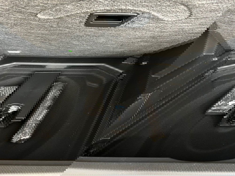 Peugeot 3008 usata a Bari (12)