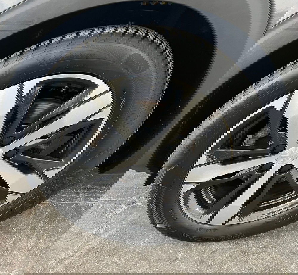 Peugeot 3008 usata a Bari (6)