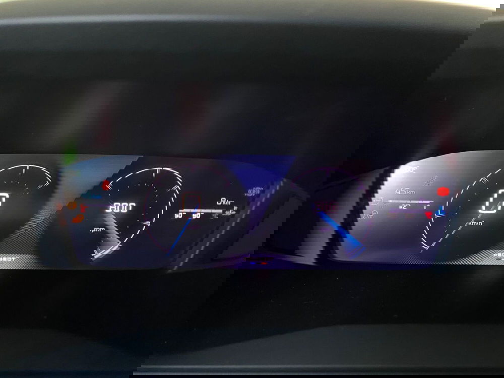 Peugeot 2008 nuova a Bari (16)