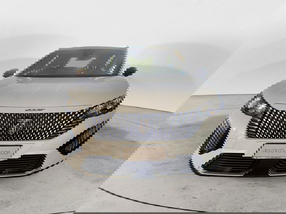 Peugeot 2008 nuova a Bari (2)