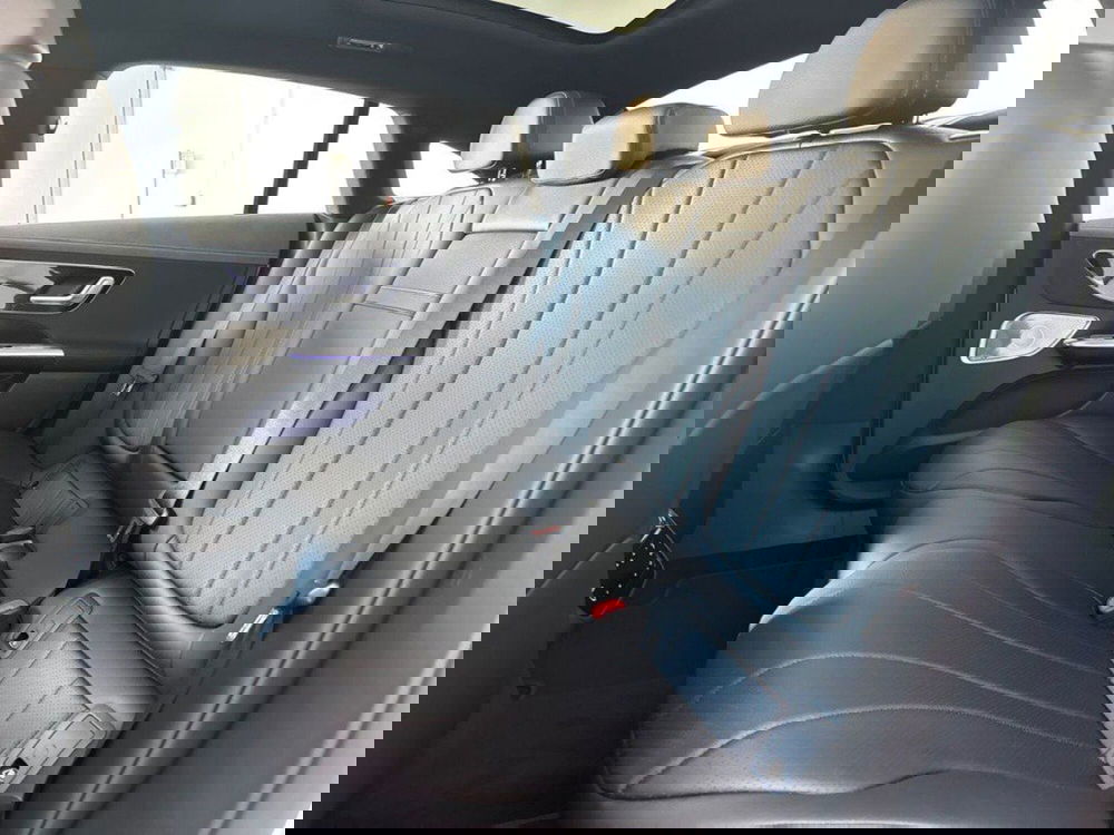 Mercedes-Benz EQE nuova a Rimini (13)