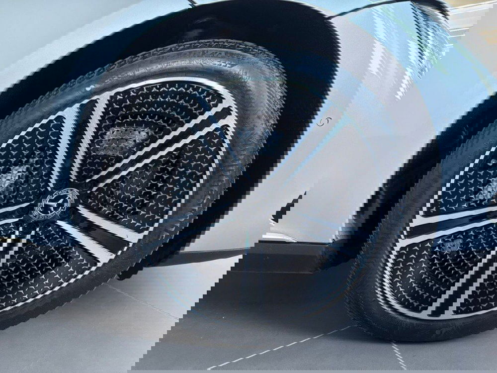 Mercedes-Benz EQE nuova a Rimini (8)