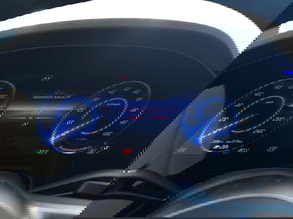 Mercedes-Benz EQE nuova a Rimini (9)